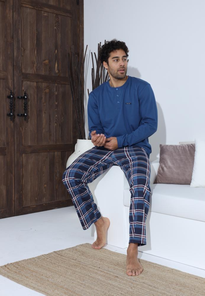 Pijama Barbati ,Maneca si Pantaloni Lungi,Culoare Albastru cu Rosu,Engros